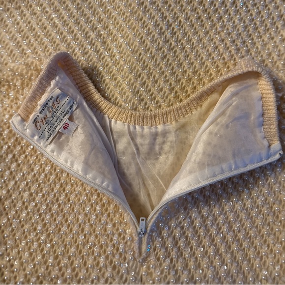 Vintage Hand Beaded Pearl Sequin Wool Top Gold Size 40 Hong Kong - Picture 7 of 10